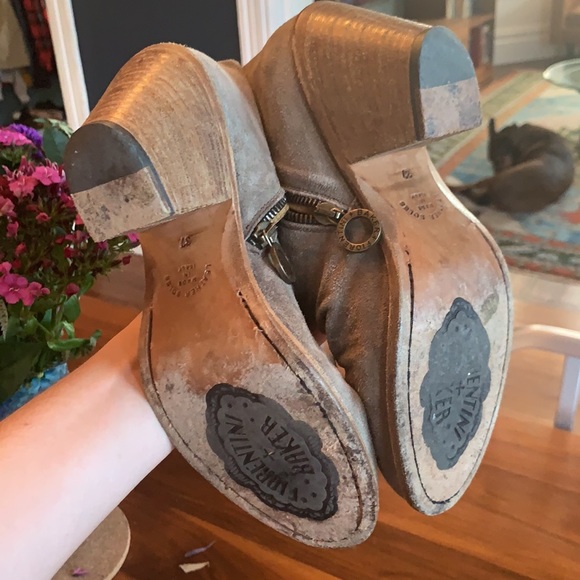 Fiorentini and Baker suede ankle boots. - Picture 3 of 4